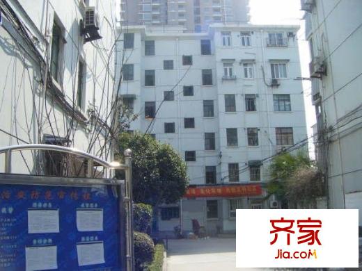 延铁小区外景图