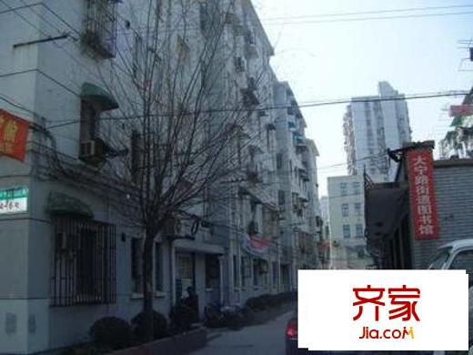 延铁小区外景图