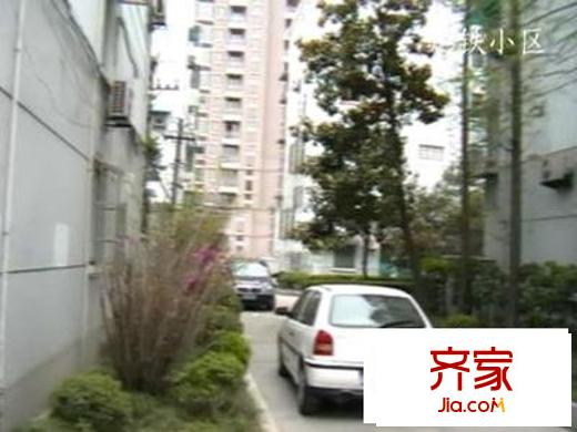 延铁小区外景图