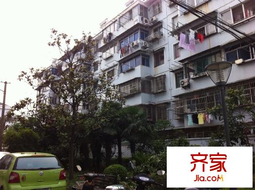 芳華路411弄小區(qū)外景圖 