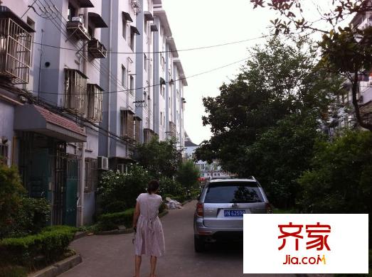芳華路411弄小區(qū)外景圖 