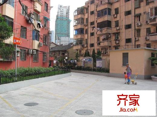万航小区外景图