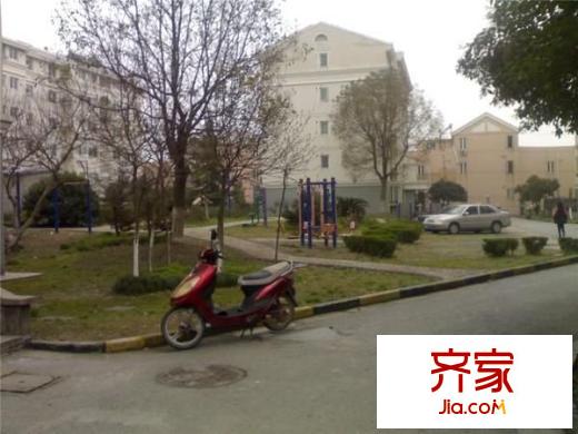 東南三村外景圖 