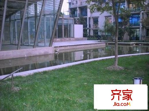 名門濱江苑