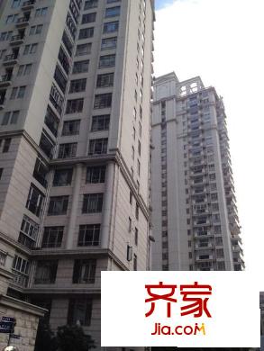 路易凯旋宫外景图