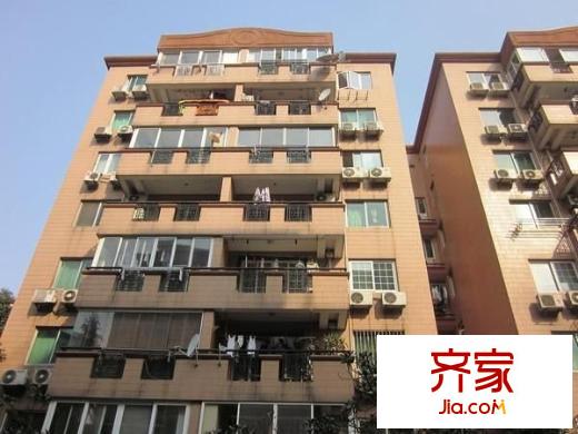 凯旋公寓外景图