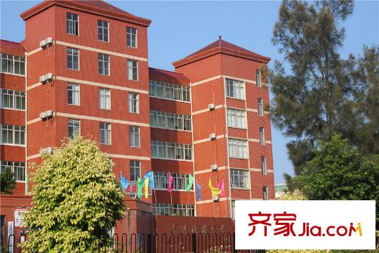 融信（平潭）大衛(wèi)城平潭海濱中學(xué)（2015-9）