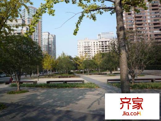 古北国际广场外景图