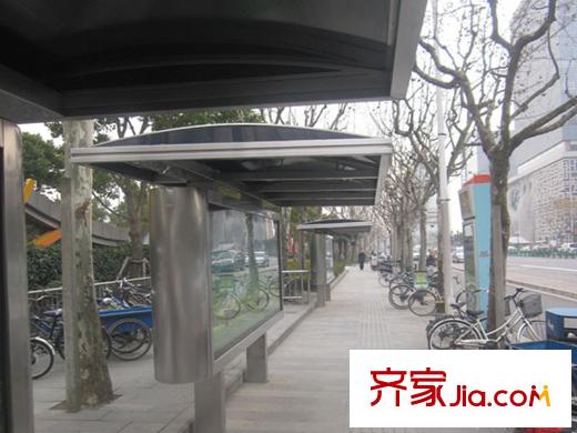 四季雅苑公交站