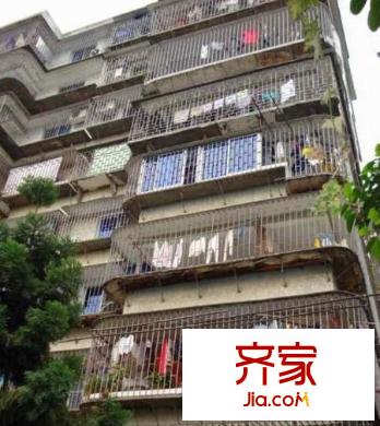 倉山鎮(zhèn)政府宿舍外景圖 