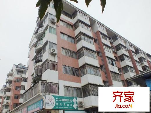 在水一方外景圖 