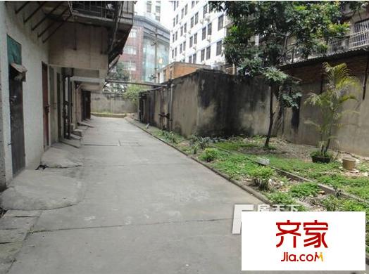 省輕工業(yè)安裝公司宿舍外景圖 