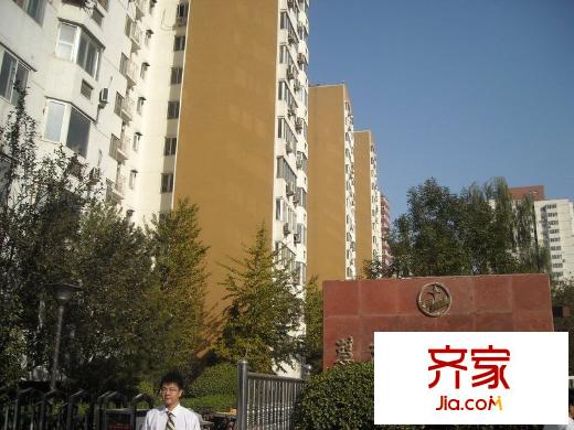 华侨公寓外景图