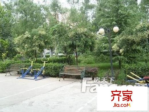 和平街西苑外景图