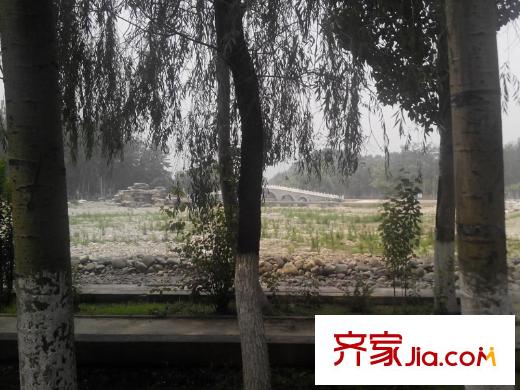 韩建雅苑周边-公园