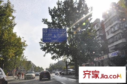 住总・香榭8号周边配套-路标