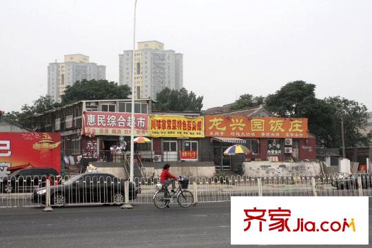 世界侨商中心周边配套-餐饮