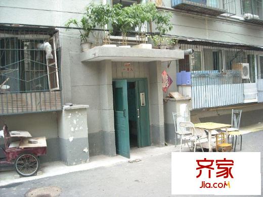 望花路西里外景图门