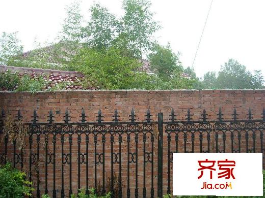 天润别墅外景图围墙