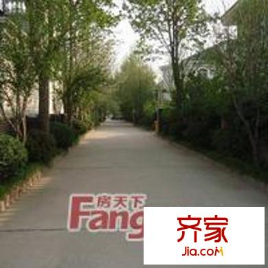 天润别墅外景图