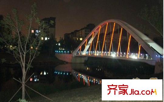 长阳光和作用周边配套―公园夜景