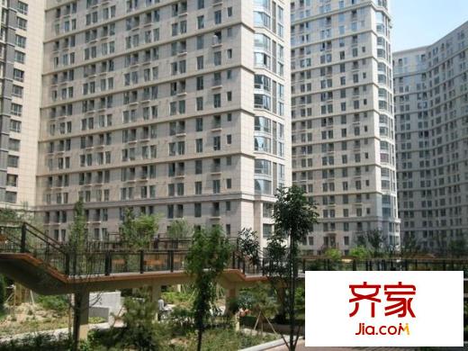 京泰自主城外景图