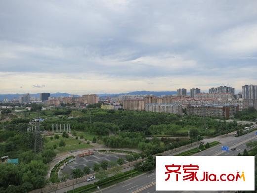 东亚首航国际周边-公园