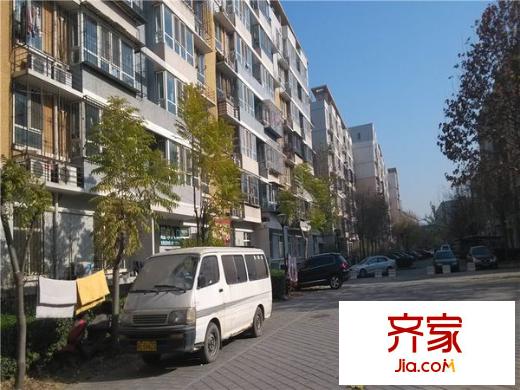 龙博苑一区外景图