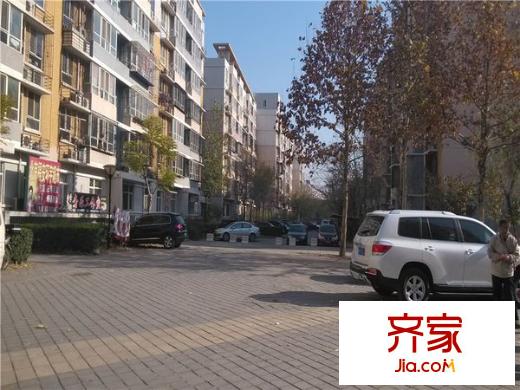 龙博苑一区外景图