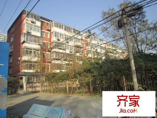 南十里居外景图