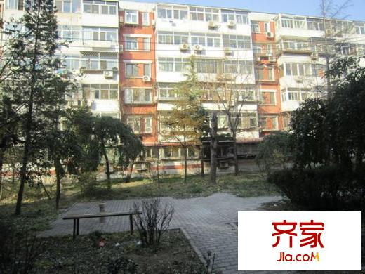 南十里居外景图