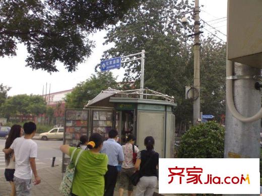 育芳园配套图报亭