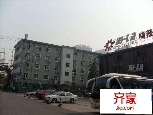 望花路东里外景图停车场