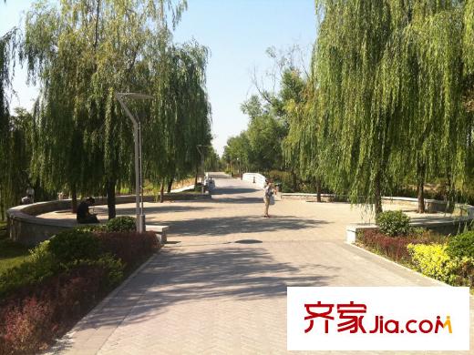 平方米悦国际周边-念坛公园