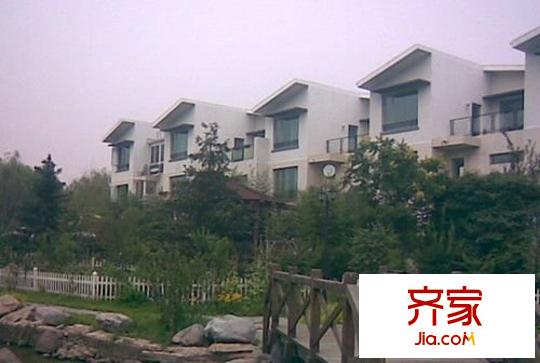 美林香槟小镇外景图