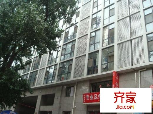 五月华庭外景图