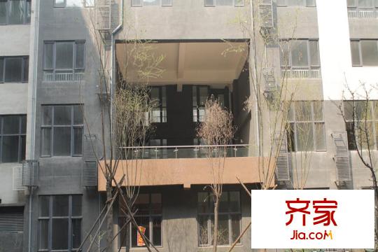 自由筑楼体2014.07