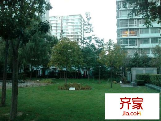 主语城外景图