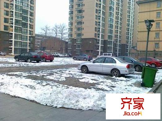 主语城外景图