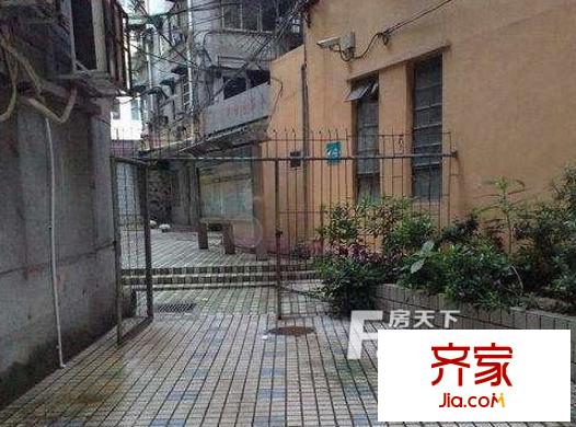 第一津街小区外景图