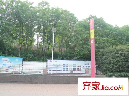 中信西关海地铁中山八站(距离项目800米左右)