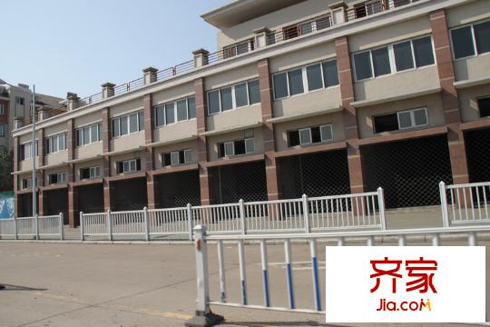 京華茗苑二期小區(qū)底商（2010.11.11）