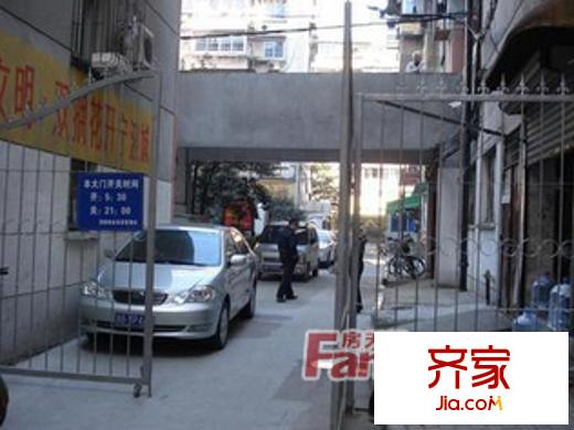 新街社區(qū)外景圖新街小區(qū)10