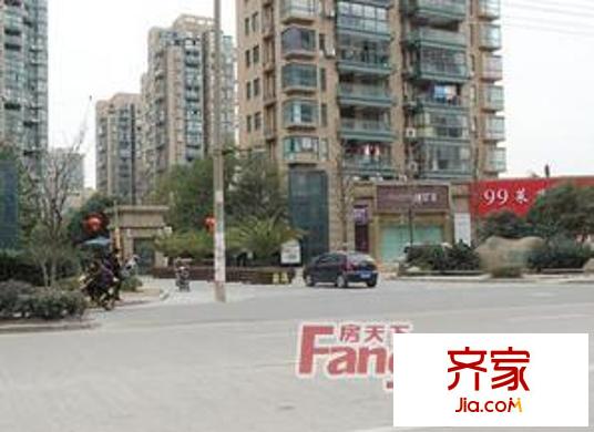 紫郡小區(qū)外景圖 