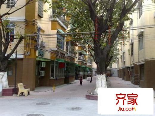 昌岗中路102号大院外景图