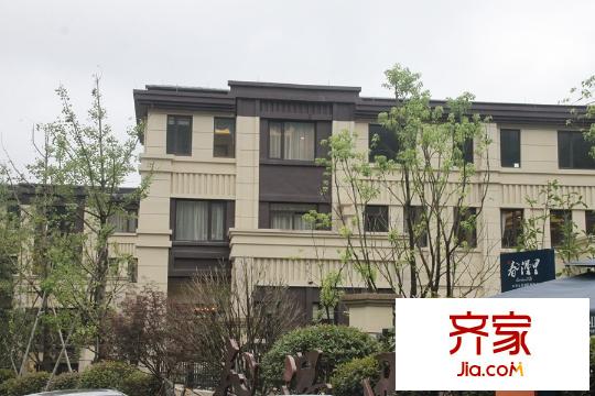 開(kāi)元九龍湖畔春漫里樣板區(qū)實(shí)景（2015.6.30）