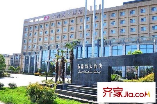 農房領尚向西北約100米東港灣大酒店