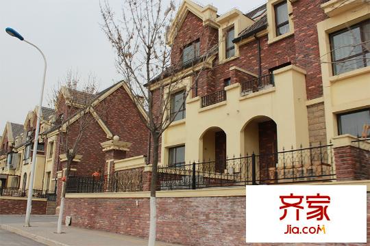 大唐壹號領(lǐng)館實景圖小區(qū)樓棟實景（2015-03）