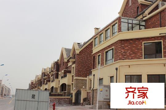 大唐壹號領(lǐng)館實(shí)景圖小區(qū)樓棟實(shí)景（2015-03）