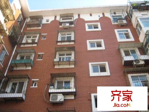 榮遷西里外景圖